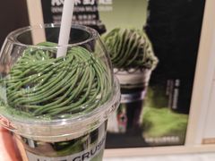 -HOT CRUSH趁热集合·现烤面包(上海环球港店)