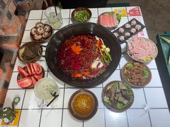 -扎起市井老火锅(乐山总店)