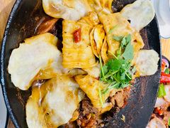 地锅黑腿鸡-徐小姐爱地锅(金博大广场店)