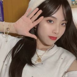 -时尚殿堂明星门店