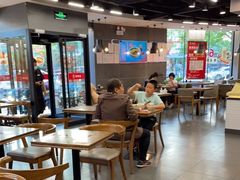 大堂-李先生牛肉面大王(北京平谷步行街店)