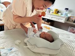 -爱贝尔高端月嫂(母婴护理)