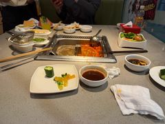 -海底捞火锅(新松江路生日主题店)
