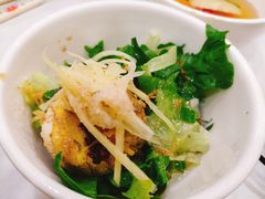 屈头蛋-华姐鸡粉(教育路店)