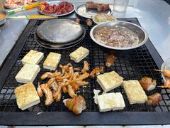 -原虹山老周烧烤(明通路店)