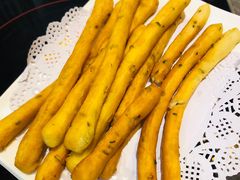 茴香小油条-黄记煌三汁焖锅(新世纪广场店)