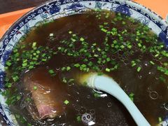 -老新隆牛肉锅贴(新街口店)