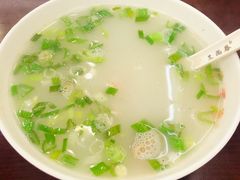 本帮肚肺汤-三两春(浦三路店)