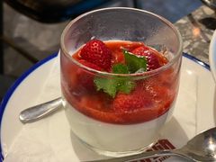 草莓奶油布丁-BOTTEGA意库(中骏世界城店)