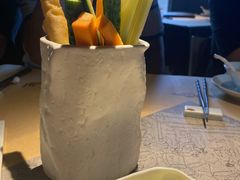 笔筒色拉-穹六人间 people 6(岳阳路店)