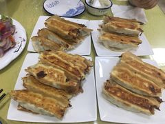 肉三鲜锅贴-春水锅贴·传统鲁菜(大明湖店)