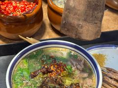 -云阿蛮云南生烫牛肉米线(奉贤路店)