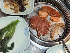 -金滏山·烤肉海鲜火锅自助(襄阳万达店)