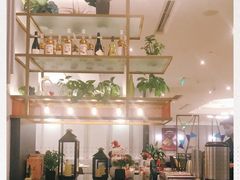 -港丽餐厅(高德置地店)