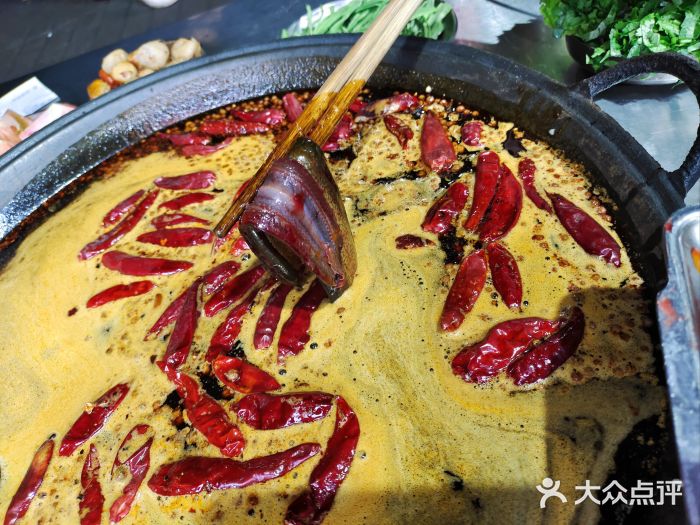 铜元老码头鳝鱼火锅图片
