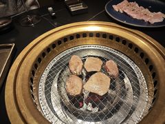 -山川小町·极番烧肉(新地假日广场店)