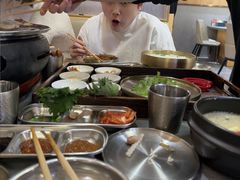 -围炉肉舍•炭烤活鳗•丹东海鲜烤肉(步行街店)