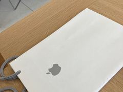 -Apple零售店(新街口店)