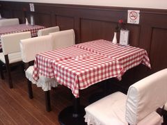 餐桌-红宝石·鲜奶小方(昌里店)