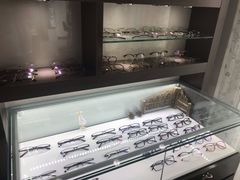 -视野联行眼镜蔡司·依视路官方授权店(顺城店)