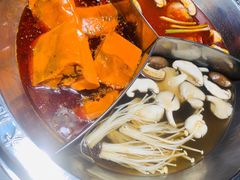 -大龙辣火锅·龙虾·烧烤(湖滨新天地店)