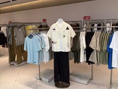 -URBAN REVIVO(七宝领展广场店)