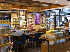 -王府井百货(中州中路店)
