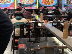 -川流不息·地道川菜·小龙虾(松东路店)