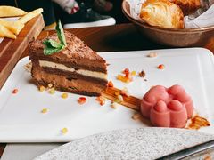 -YUE·6·西式融合餐厅(外滩六号店)
