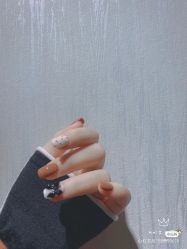 -悦指间美甲美睫