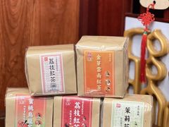 -华联发展销售中心(十月初五街店)
