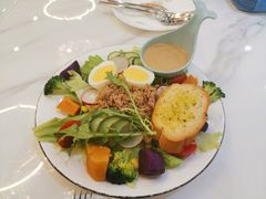 -丽莎沙拉轻食餐厅(国贸店)