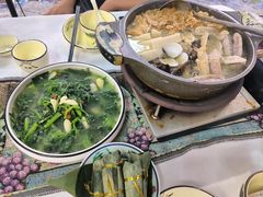 -刘姐啤酒鱼民族演艺餐厅(西街总店)