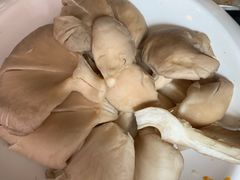 -周周有辣火锅馆(玖耀里店)
