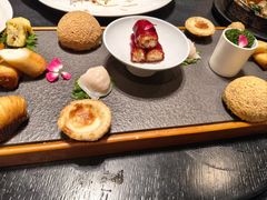 -蝴蝶里·粤菜·点心(滨江龙湖店)