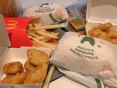 -麦当劳(龙洞店)