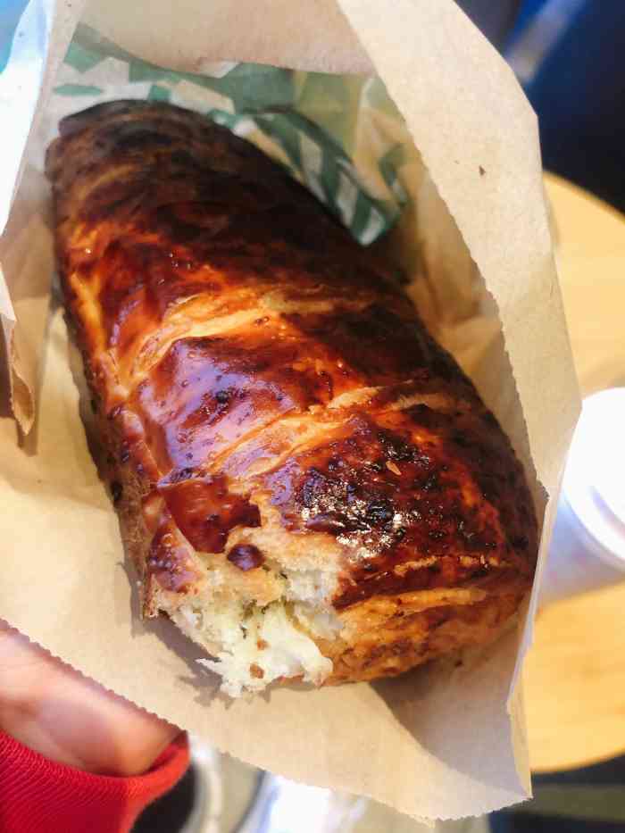 星巴克(泸州市佳乐欢乐汇店)-"万象会的星巴克面积太小了,还没有