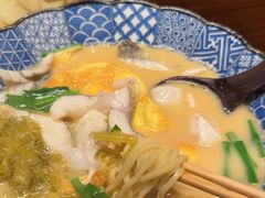 -荣家黄鱼面(前滩太古里店)
