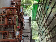 -聚友缘美食农庄