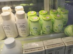 -一只酸奶牛(洪崖洞11楼店)