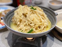 -宴小馆·小海鲜青岛菜(五四广场店)