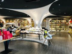 -钟书阁(珍园店)
