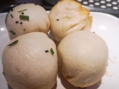 大虾鲜肉生煎-大食代美食广场(迪士尼小镇店)