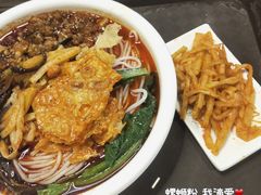 -水平有限螺蛳粉(宏达大厦店)