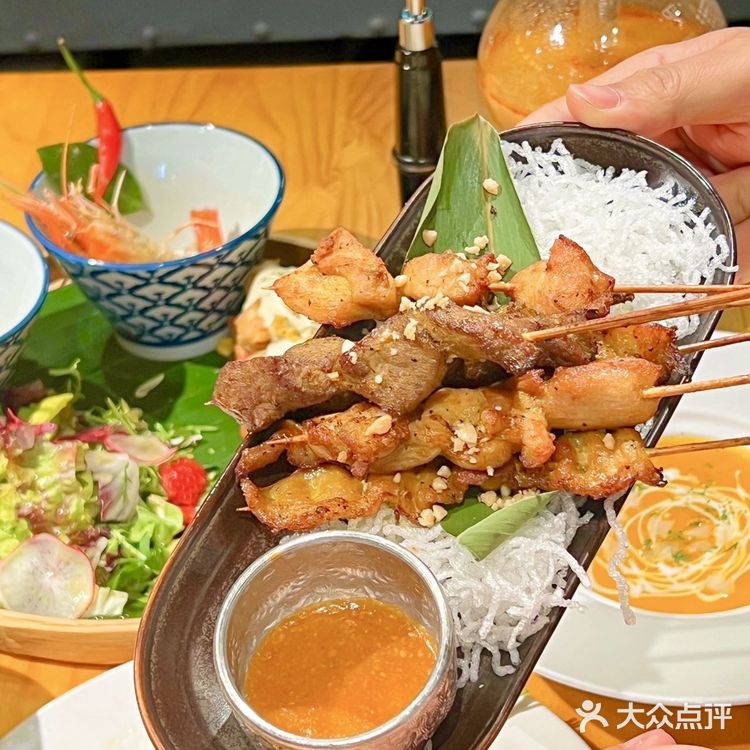 西餐厅“改行”做泰餐惊到我‼️虹吸冬阴功太绝 