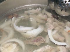 -三个椰子·现砍椰子鸡(金源CBD店)