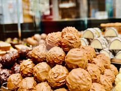 -Laderach 莱德拉(上海环贸iapm店)