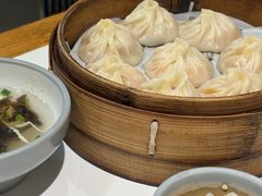 -馋三尺蟹粉小笼(人民广场店)