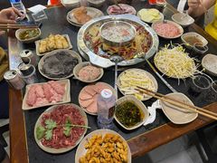 -洞亭火锅(防空洞总店)