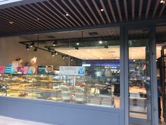 面包甜点陈列柜-巴黎贝甜(望京信万店)